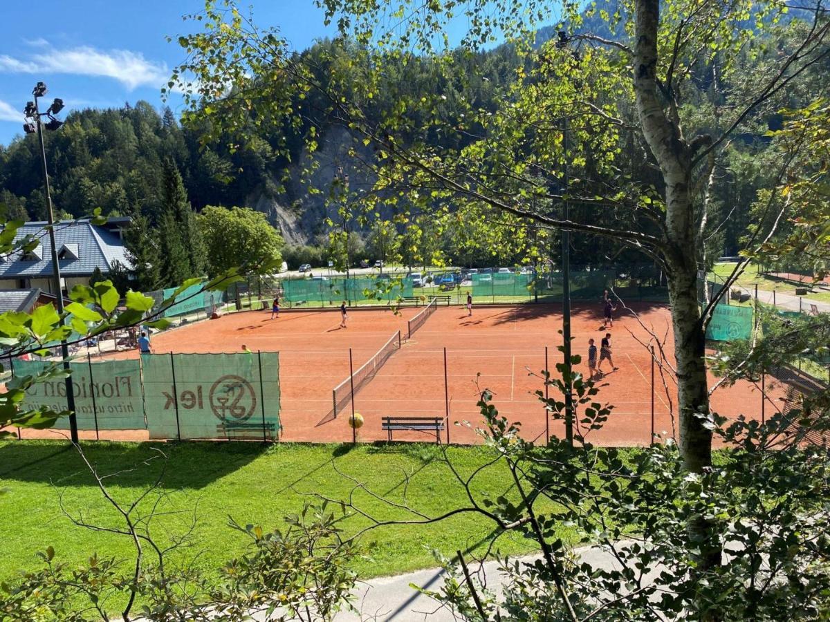 クランスカゴーラSport & Sunny Cosy Alpine Retreatアパートメント エクステリア 写真