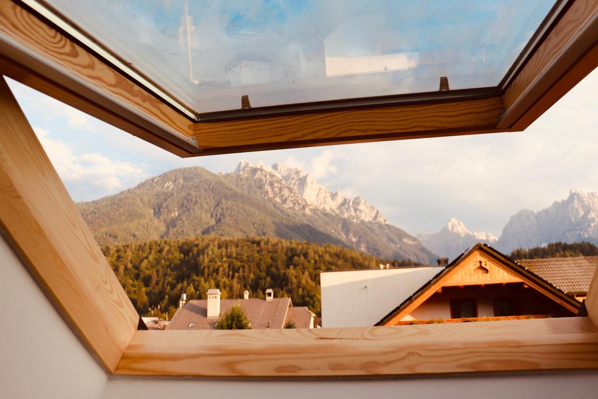 クランスカゴーラSport & Sunny Cosy Alpine Retreatアパートメント エクステリア 写真