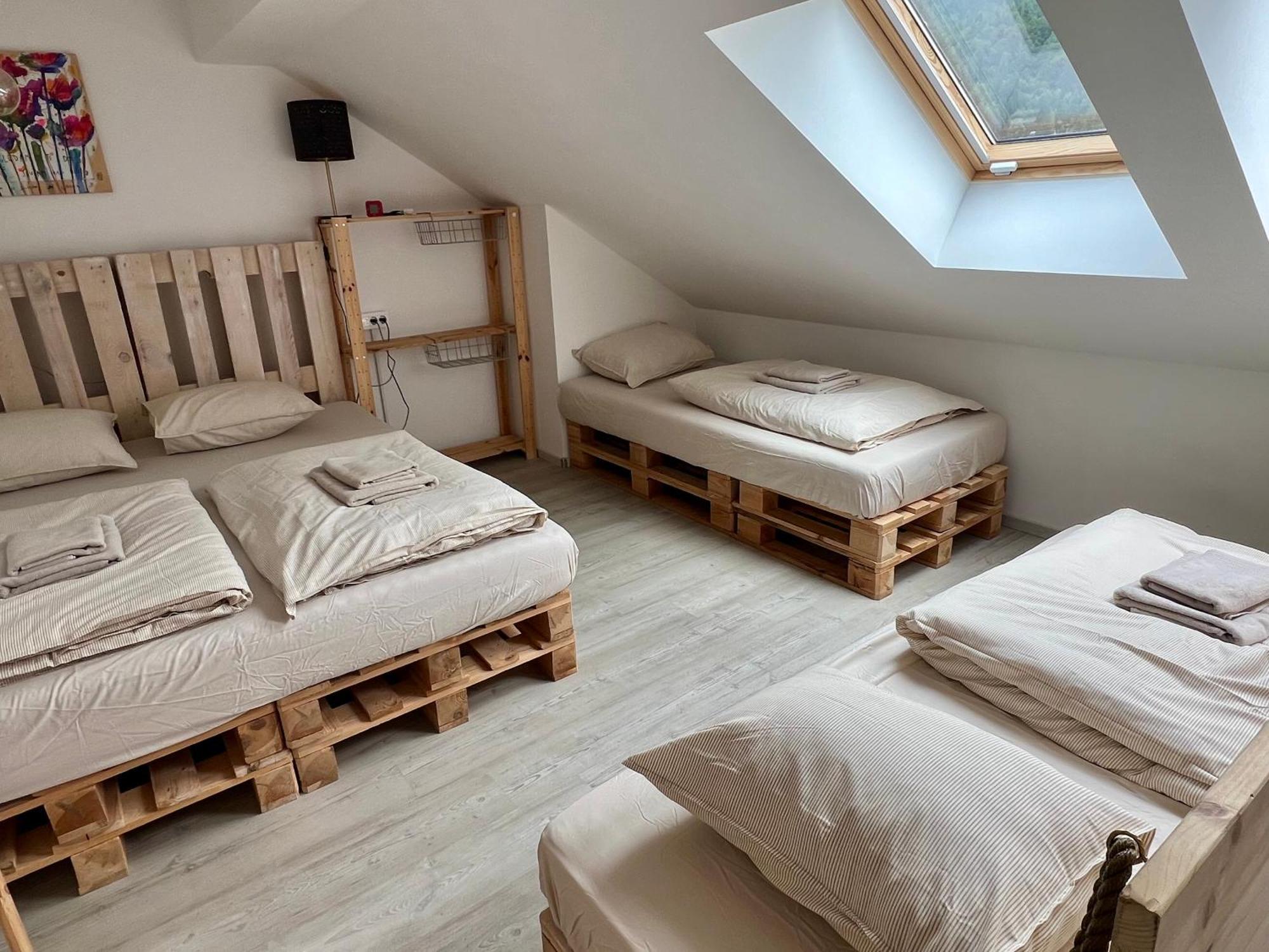 クランスカゴーラSport & Sunny Cosy Alpine Retreatアパートメント エクステリア 写真